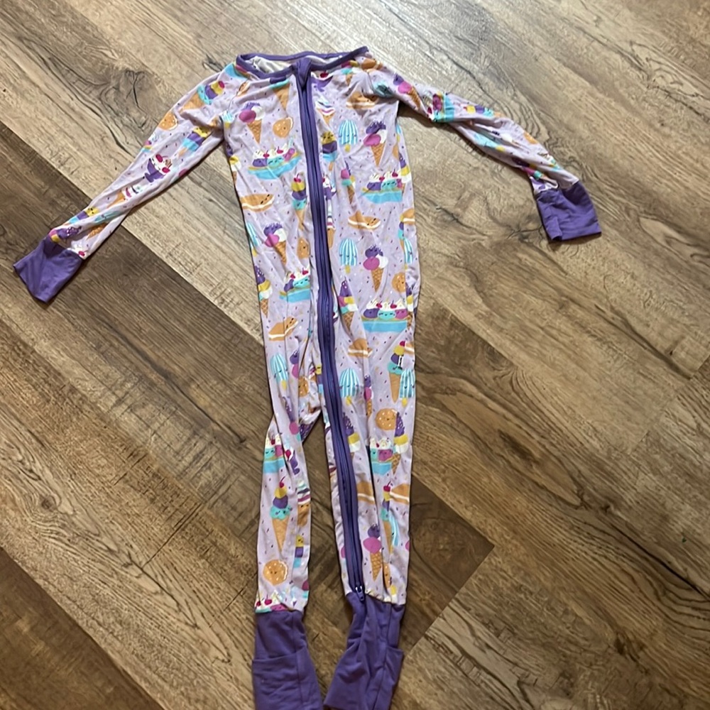 Little sleepies ice cream Jammie’s 3t zippy